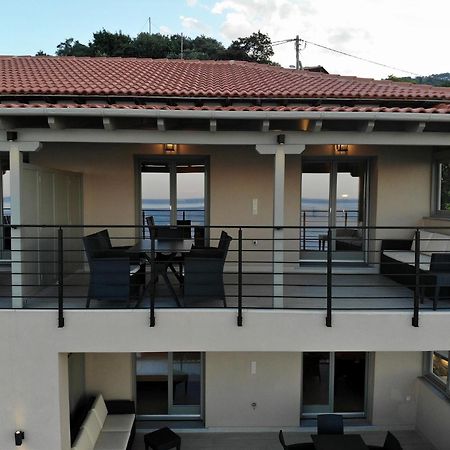 Kallia Suites- Chorefto Szoba fotó
